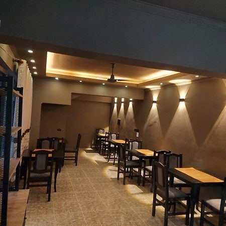 Hotel Fama Shkallnur Ngoại thất bức ảnh