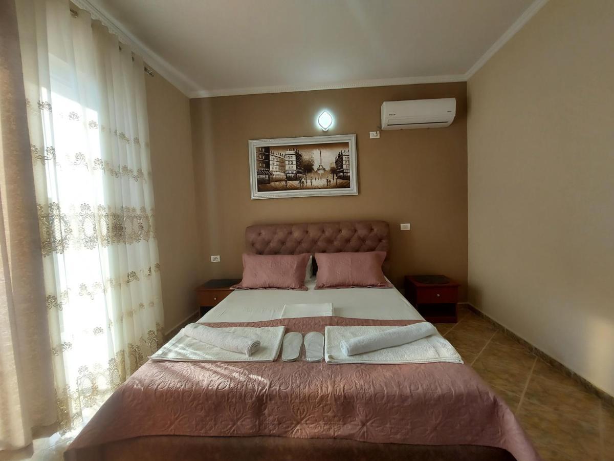 Hotel Fama Shkallnur Ngoại thất bức ảnh