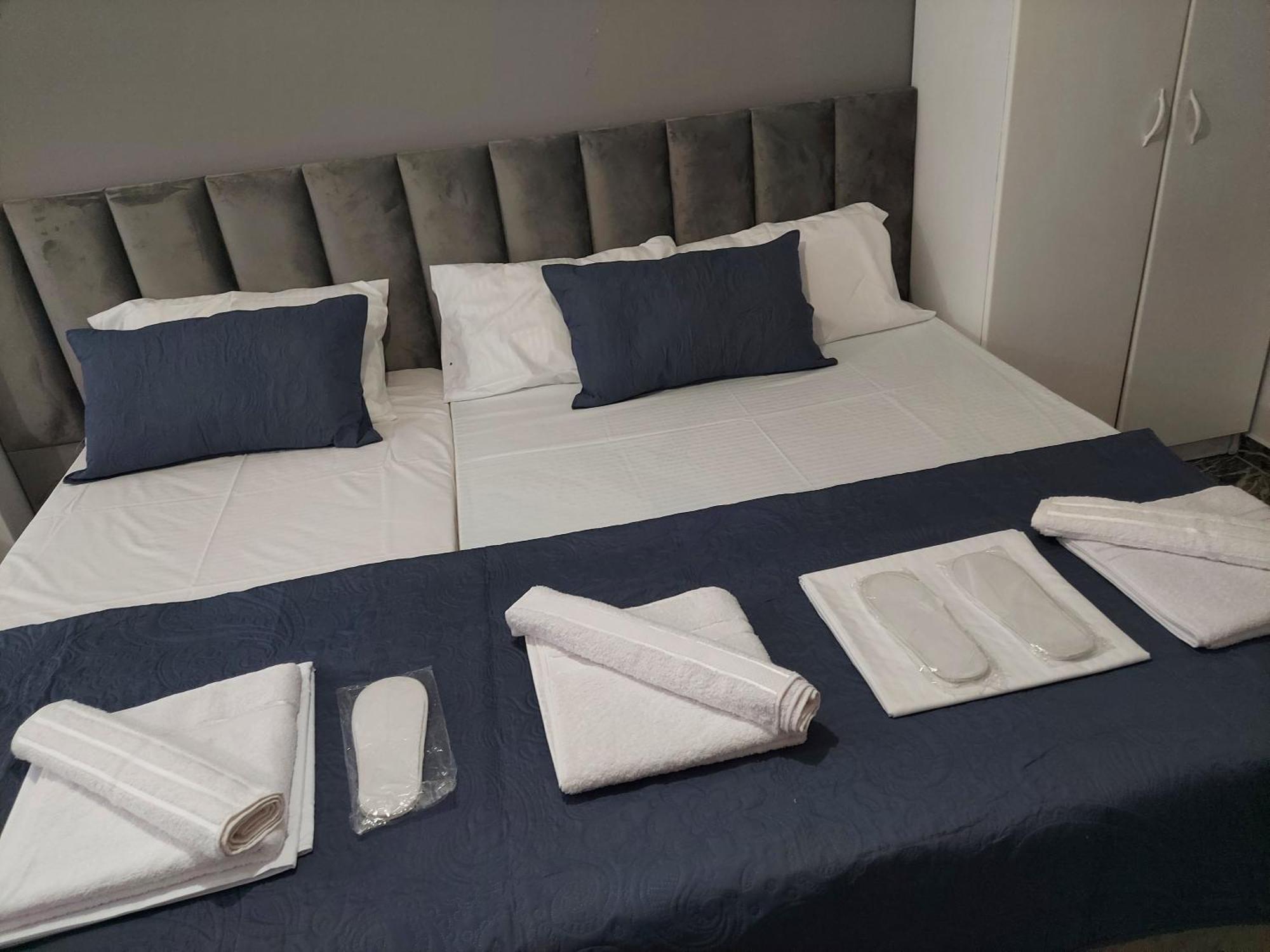 Hotel Fama Shkallnur Ngoại thất bức ảnh