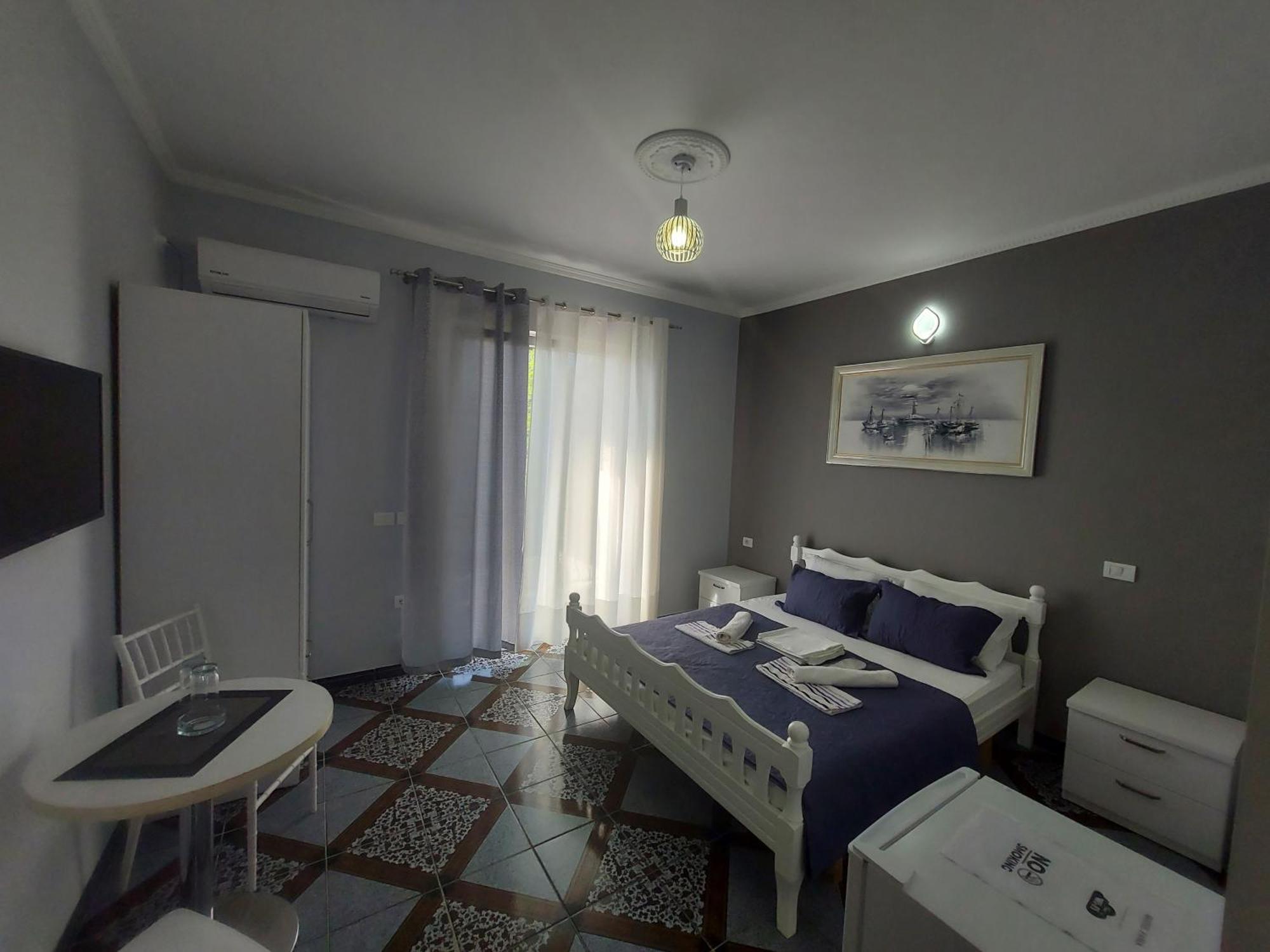 Hotel Fama Shkallnur Ngoại thất bức ảnh