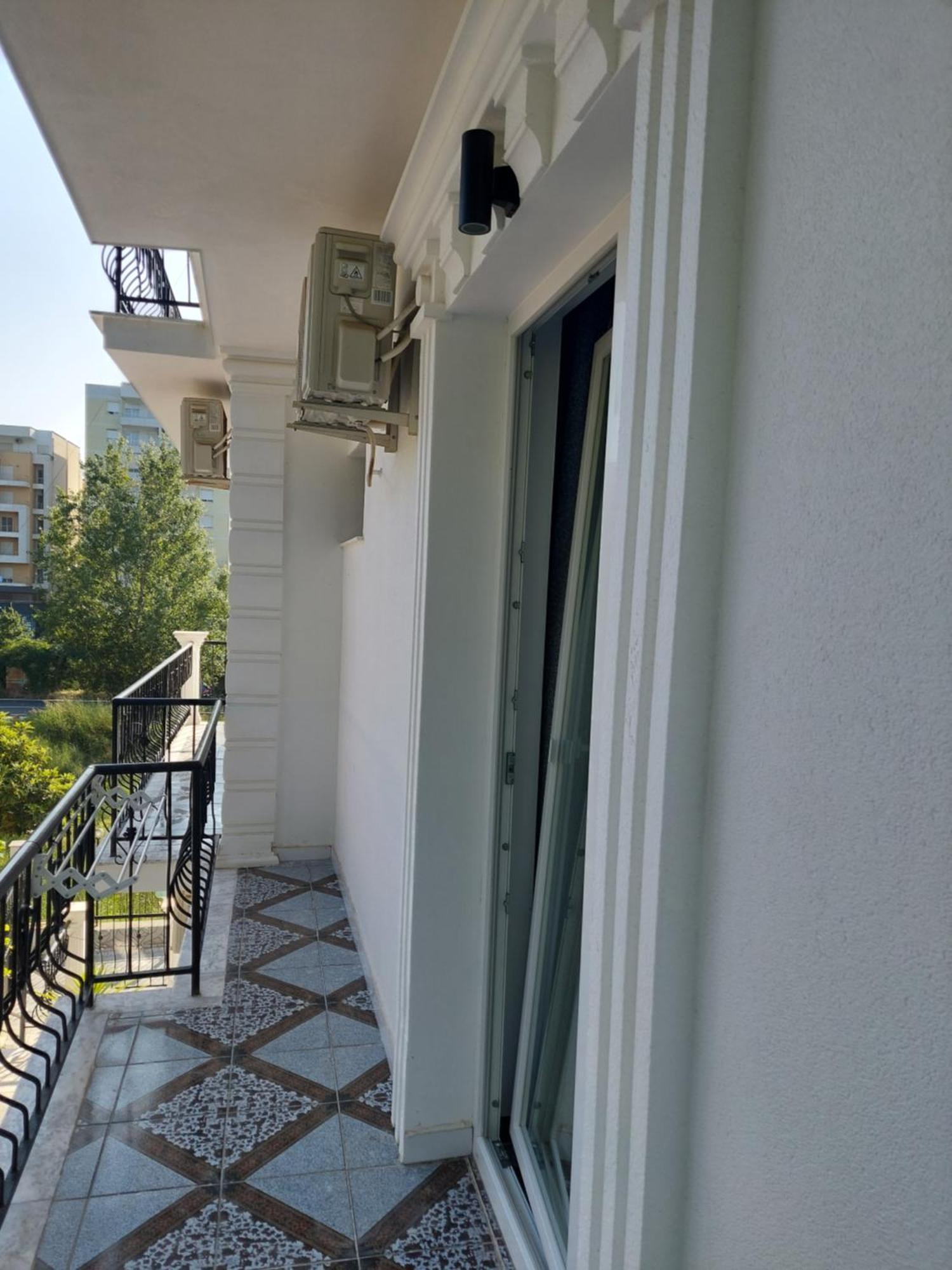 Hotel Fama Shkallnur Ngoại thất bức ảnh