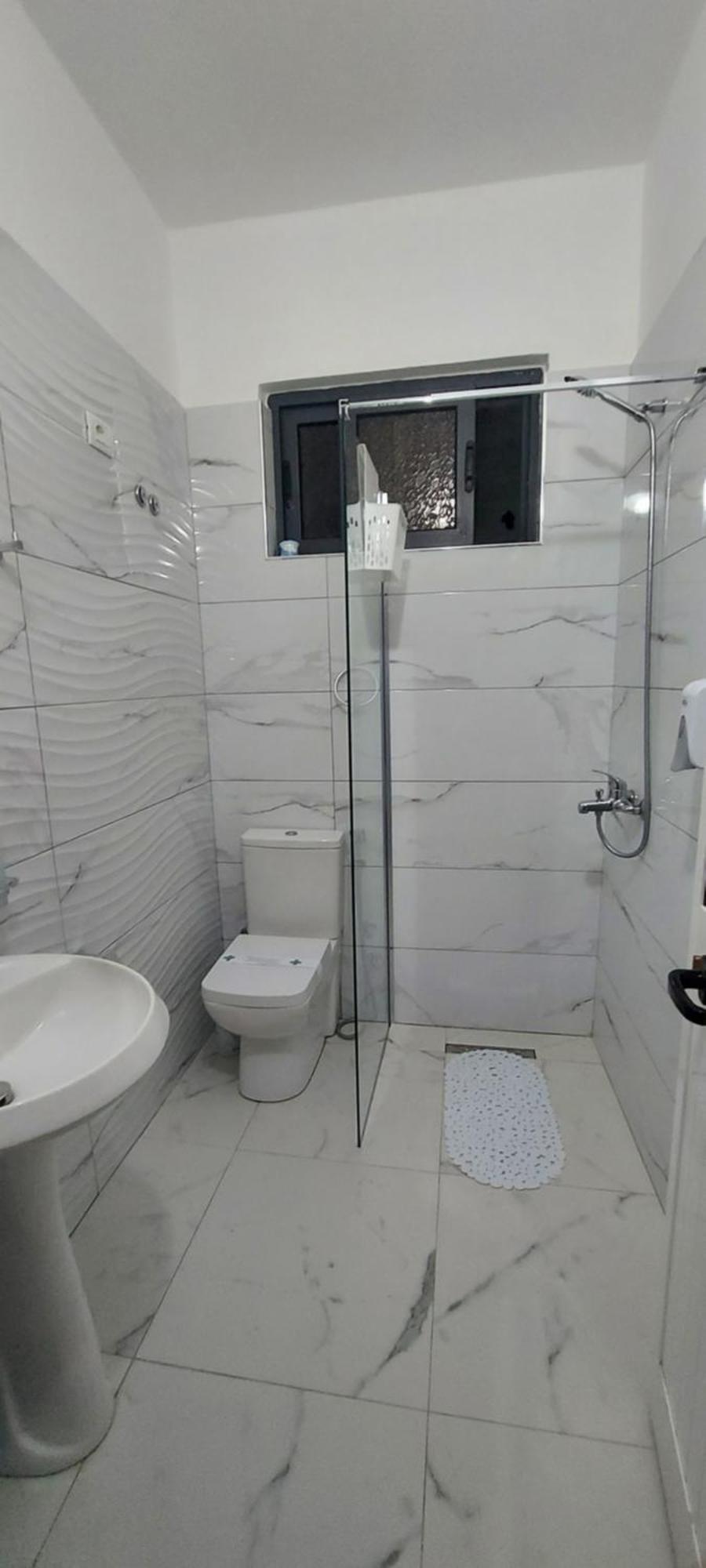 Hotel Fama Shkallnur Ngoại thất bức ảnh