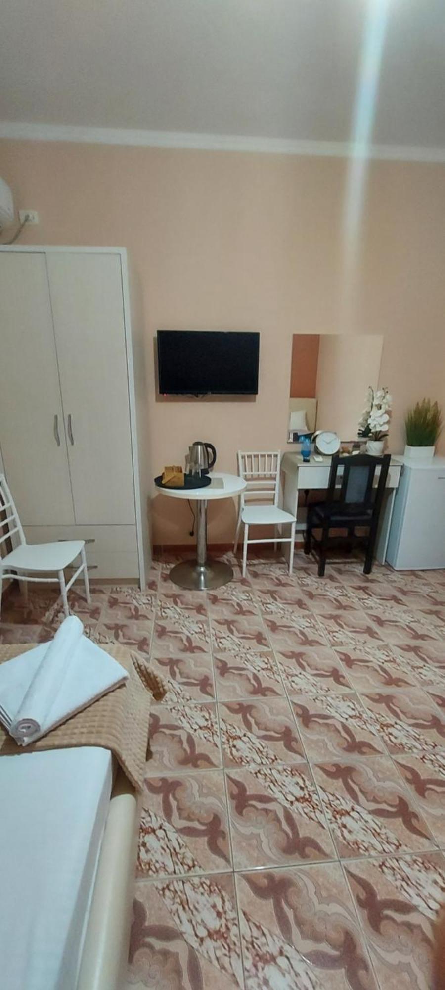 Hotel Fama Shkallnur Ngoại thất bức ảnh