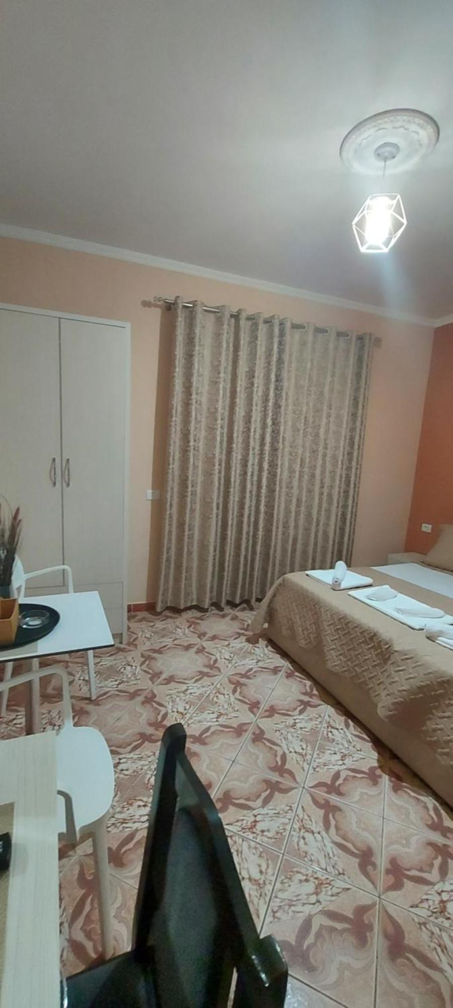Hotel Fama Shkallnur Ngoại thất bức ảnh